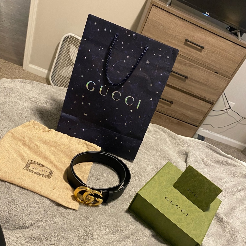 Gucci Black Leather Belt with Gold Double G Buckle